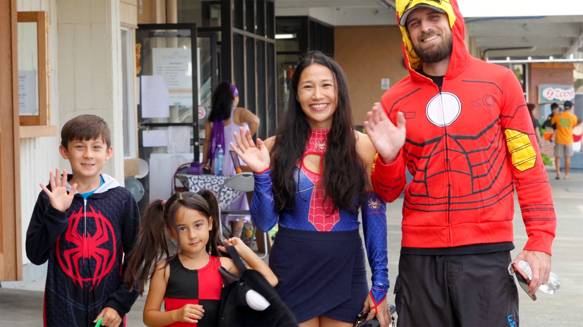 Halloween Trick-or-Treating at Koko Marina Center